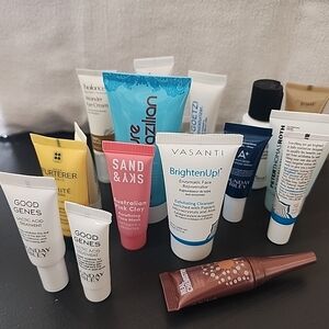 Assorted Skincare Sample Set